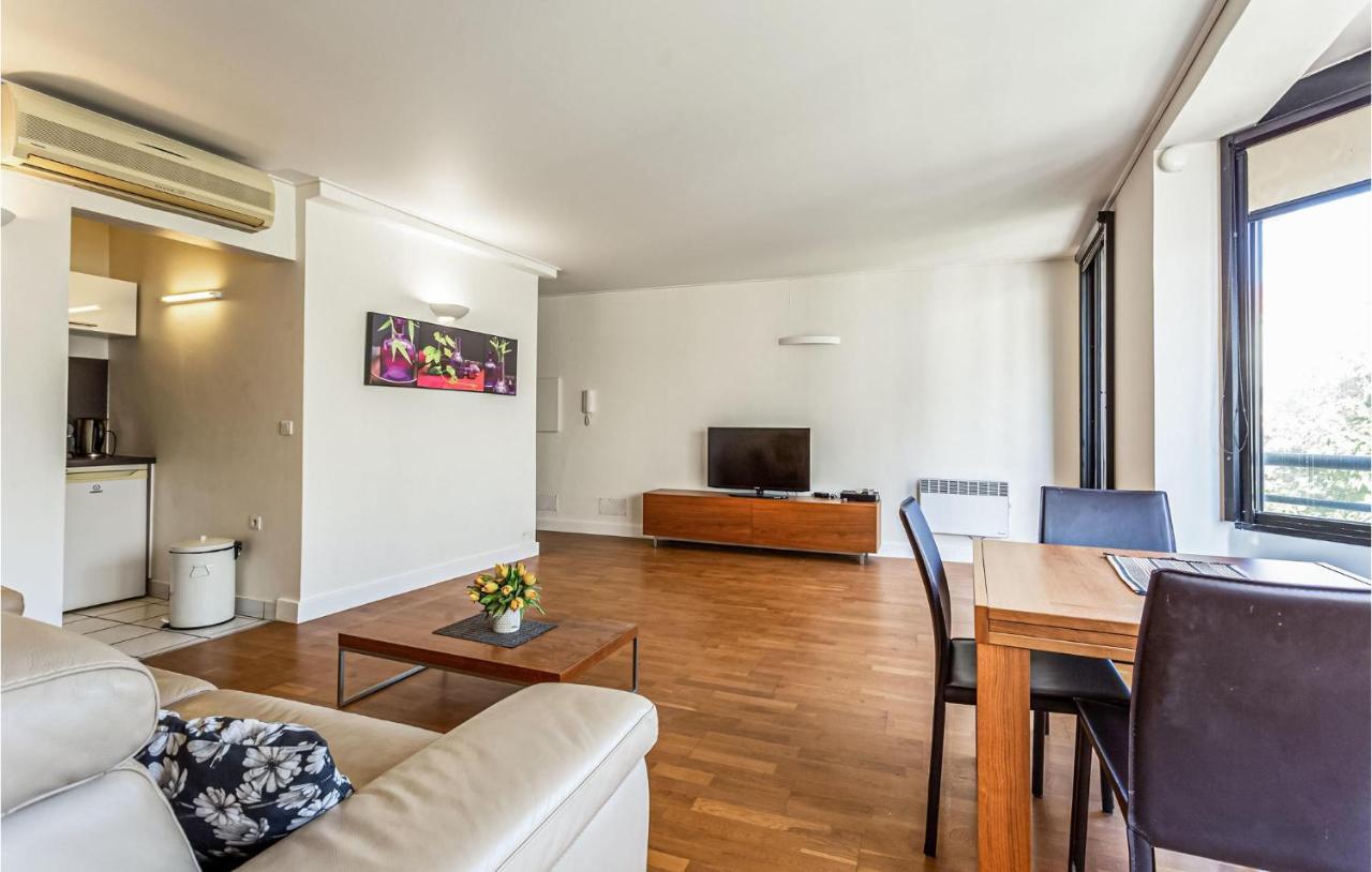 Nice Apartment In Cannes With Wifi Zewnętrze zdjęcie